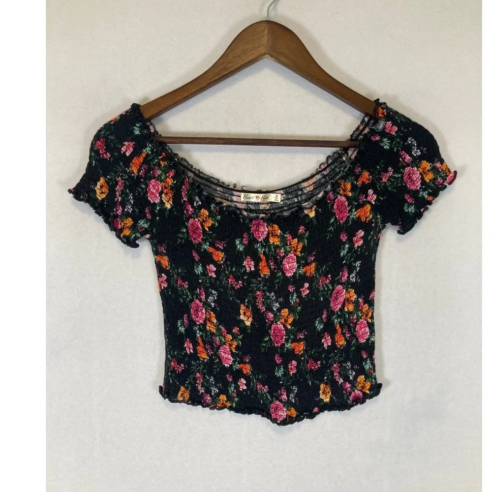 Cottagecore Heart & Hips‎ Women Medium Black Floral Smocked Crop Top AY19270P